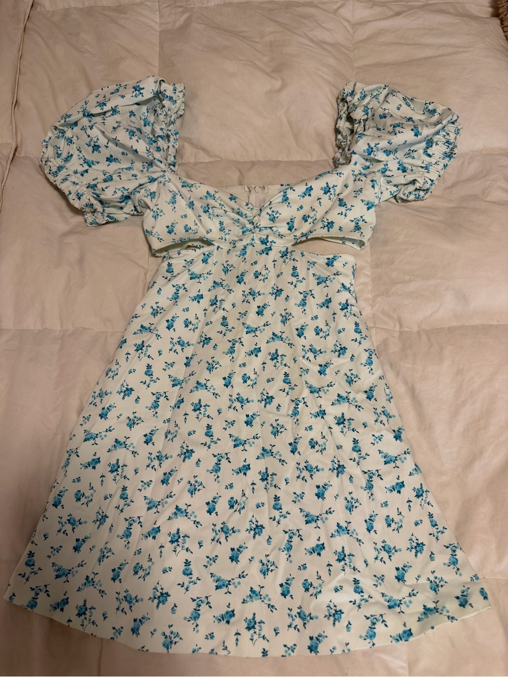 Zara White Mini Dress with Blue Floral Print and Puff Sleeves